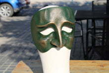 Mask with Expose Bottom