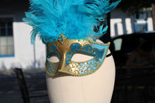 Venetian Style with 3 feather Mask